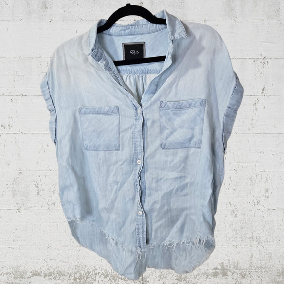 Rails Light Chambray Rolled Cuff Button Down Classic Short Sleeve Top Size Small - Picture 10 of 10